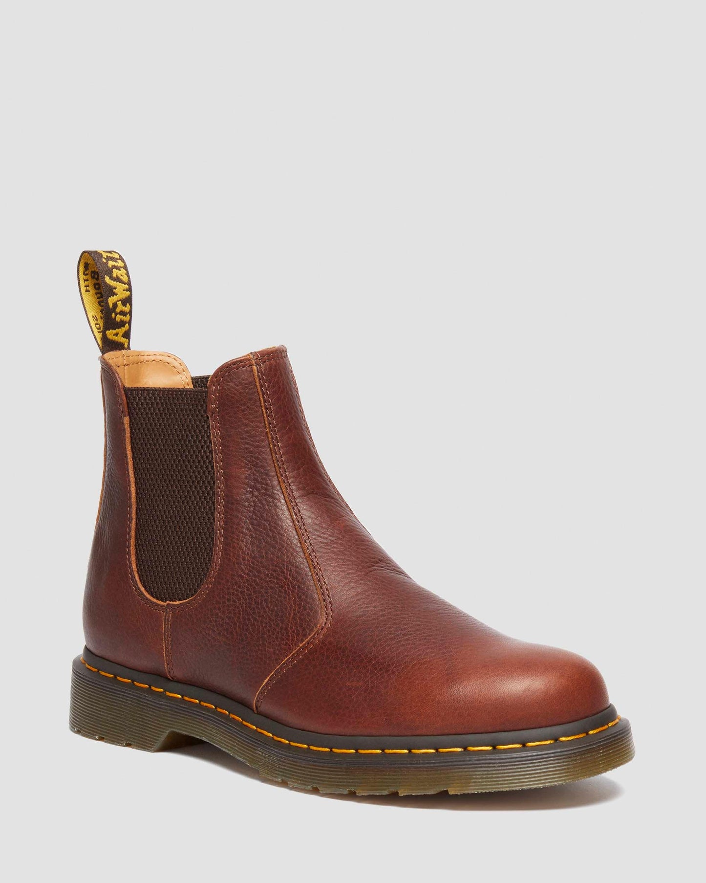 2976 Ambassador Soft Leather Chelsea Boots in Cashew