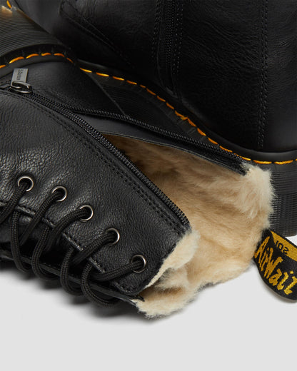 https://cdn.media.amplience.net/i/drmartens/25637001.82.jpg