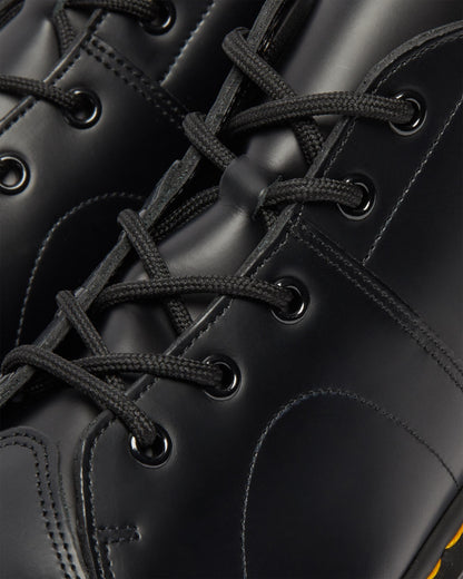 https://cdn.media.amplience.net/i/drmartens/26256001.86.jpg