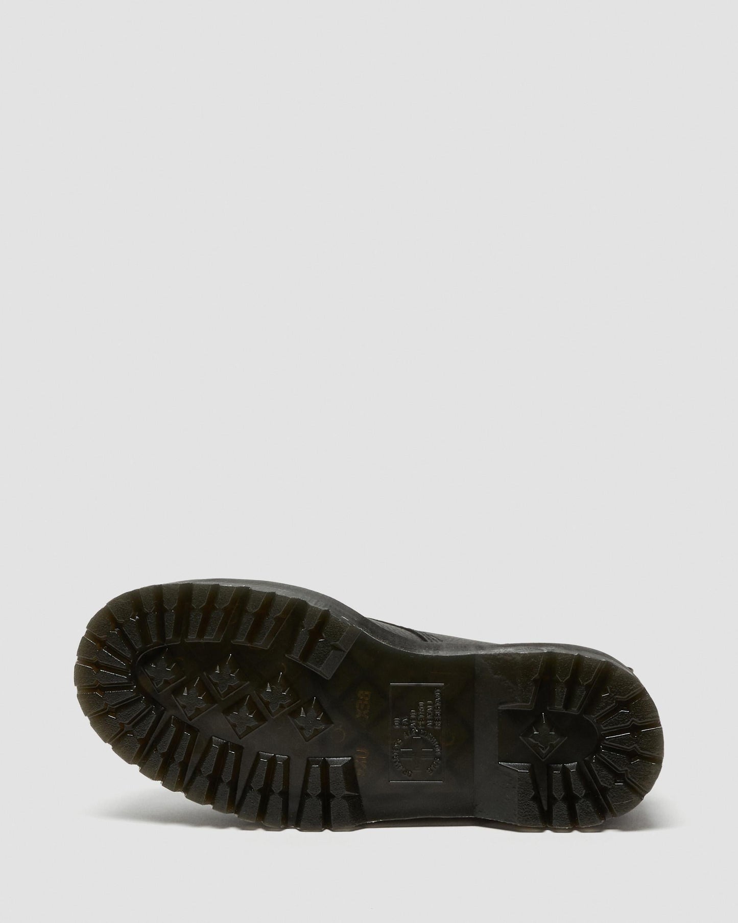 https://cdn.media.amplience.net/i/drmartens/26925001.87.jpg