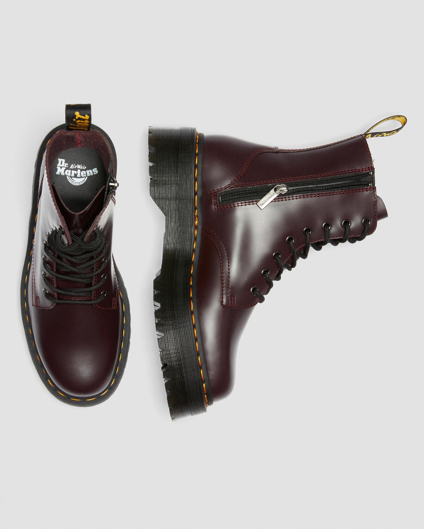 https://cdn.media.amplience.net/i/drmartens/27311626.88.jpg