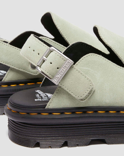 https://cdn.media.amplience.net/i/drmartens/31937300.87.jpg
