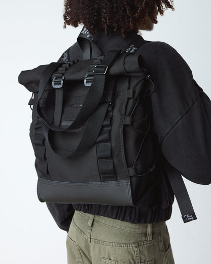 https://cdn.media.amplience.net/i/drmartens/41763001.81.jpg