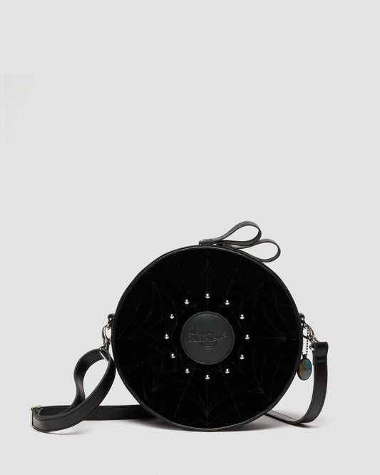 https://cdn.media.amplience.net/i/drmartens/43063001.80.jpg