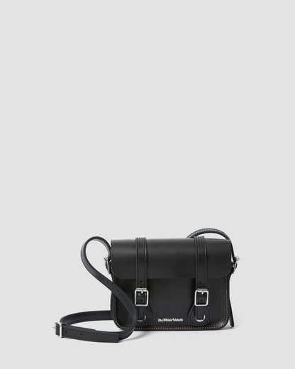 https://cdn.media.amplience.net/i/drmartens/AB098001.80.jpg