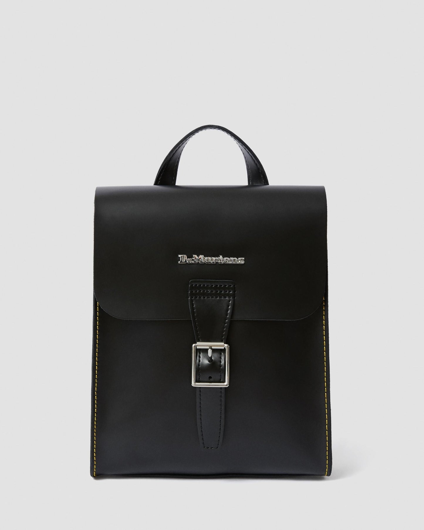 https://cdn.media.amplience.net/i/drmartens/AB101001.80.jpg