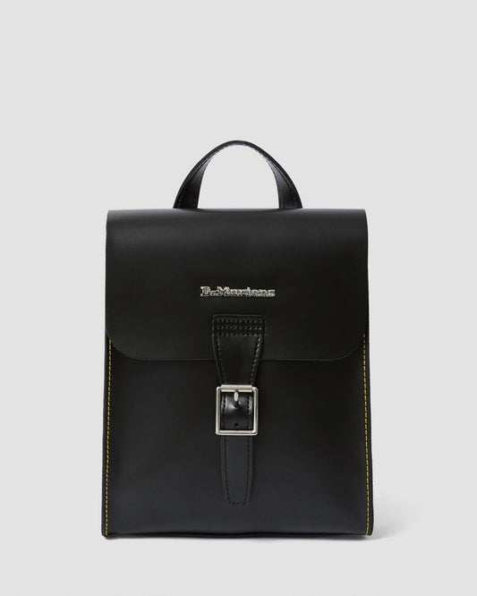 https://cdn.media.amplience.net/i/drmartens/AB101001.80.jpg