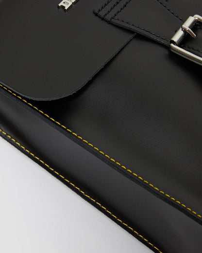 https://cdn.media.amplience.net/i/drmartens/AB101001.88.jpg