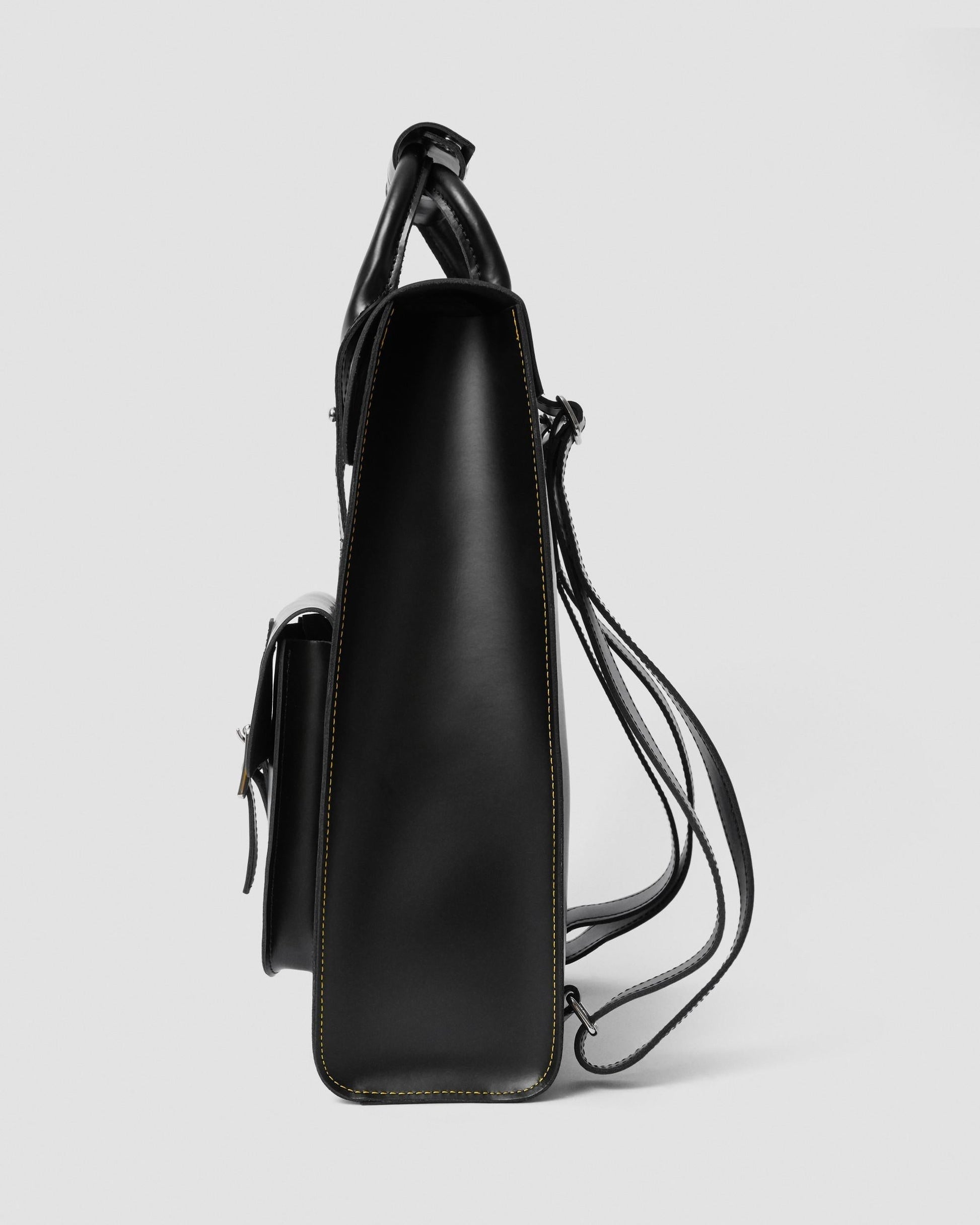 https://cdn.media.amplience.net/i/drmartens/AC989003.83.jpg