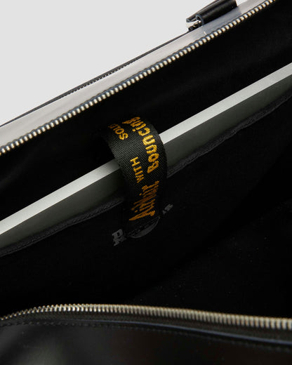 https://cdn.media.amplience.net/i/drmartens/AD108001.87.jpg