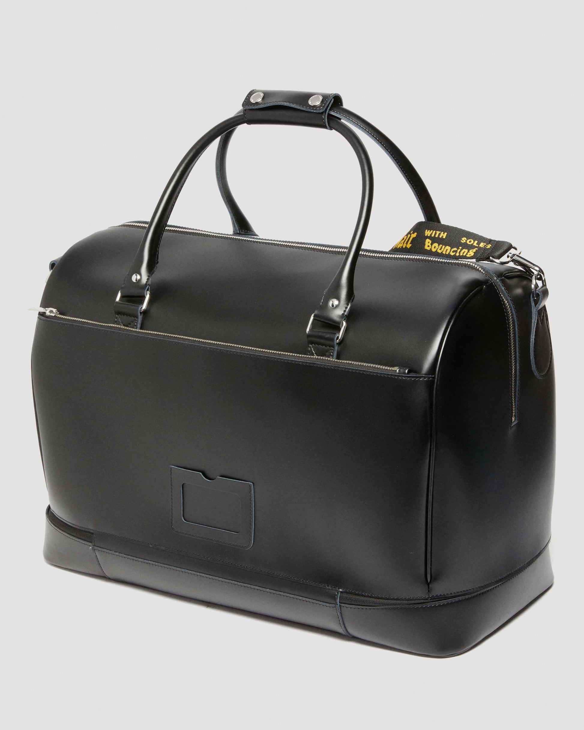 https://cdn.media.amplience.net/i/drmartens/AD108001.88.jpg